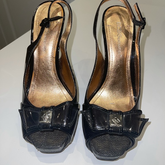 Black BCBGeneration sling back heels with bows - Picture 2 of 4